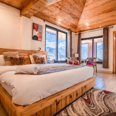 Premium room with balcony (5)